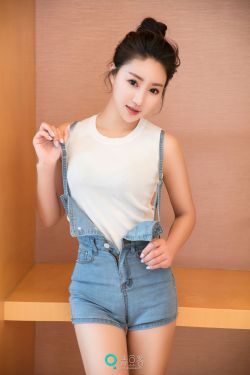 洛诗涵战寒爵讲什么